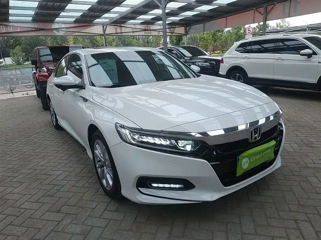 Honda Accord — фото 4