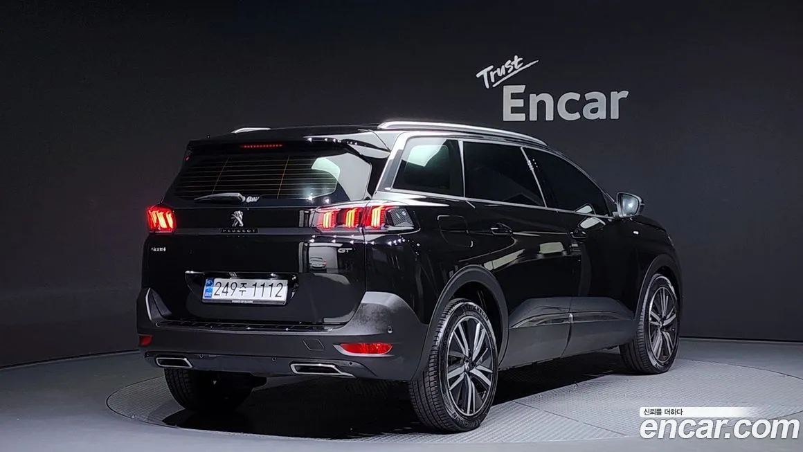 Peugeot 5008 2024 из KR, фото 2