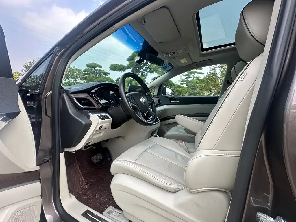 Buick GL8 2021 из CN, фото 7