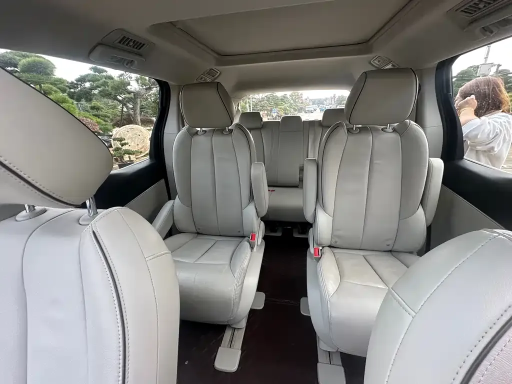 Buick GL8 2021 из CN, фото 9