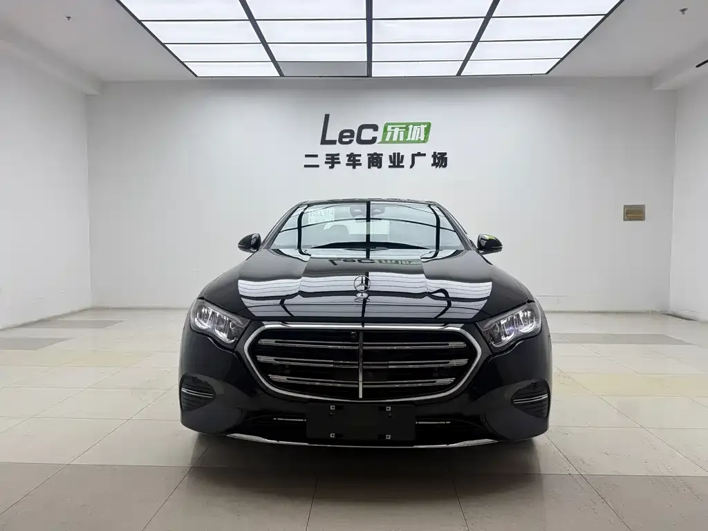 Mercedes-Benz E-Class 2025 из CN, фото 2