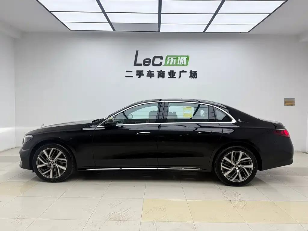 Mercedes-Benz E-Class 2025 из CN, фото 5