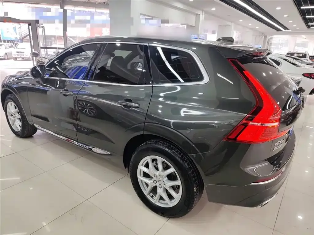Volvo XC60 2021 из CN, фото 5