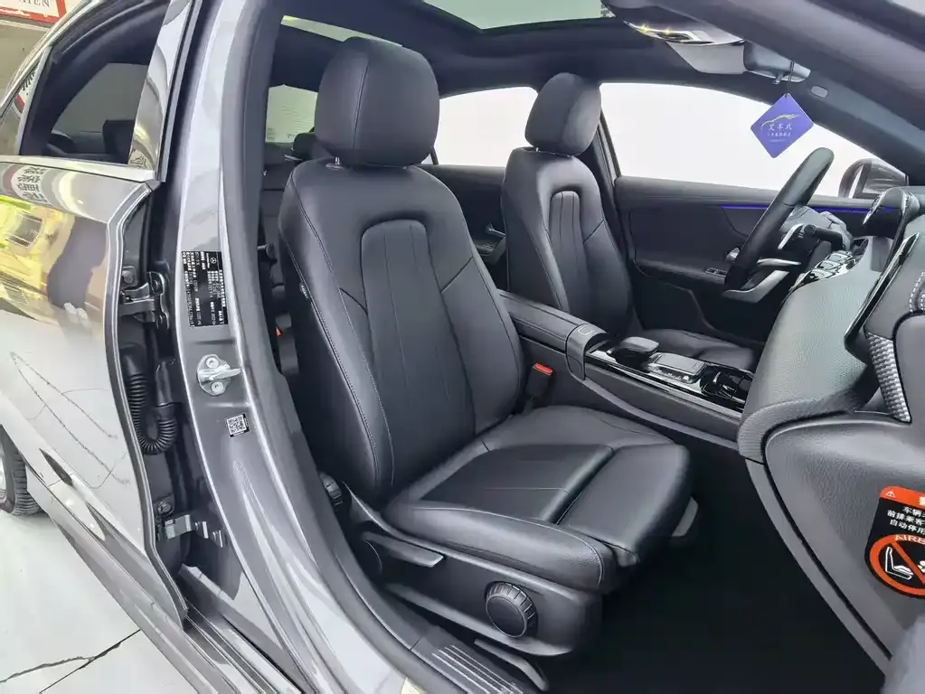 Mercedes-Benz A-Class 2022 из CN, фото 8