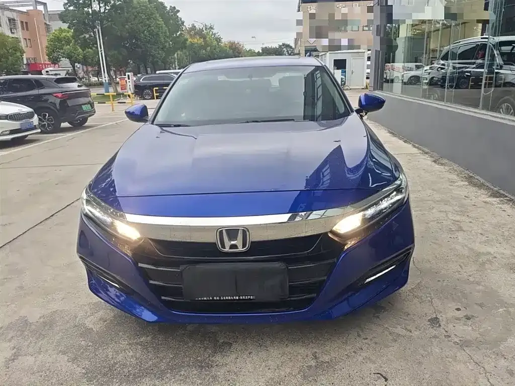 Honda Accord — фото 3
