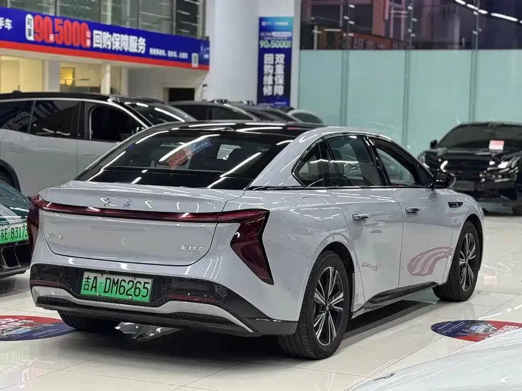 Hongqi EH7 2024 из CN, фото 10