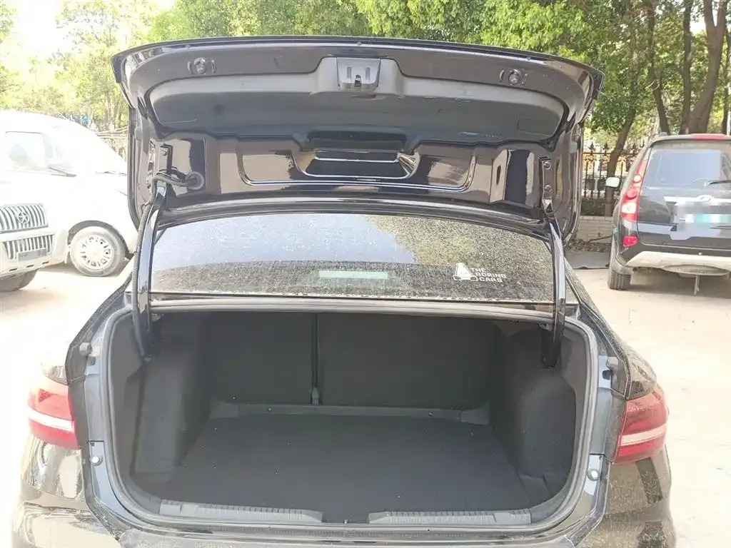 Volkswagen Lavida 2022 из CN, фото 9