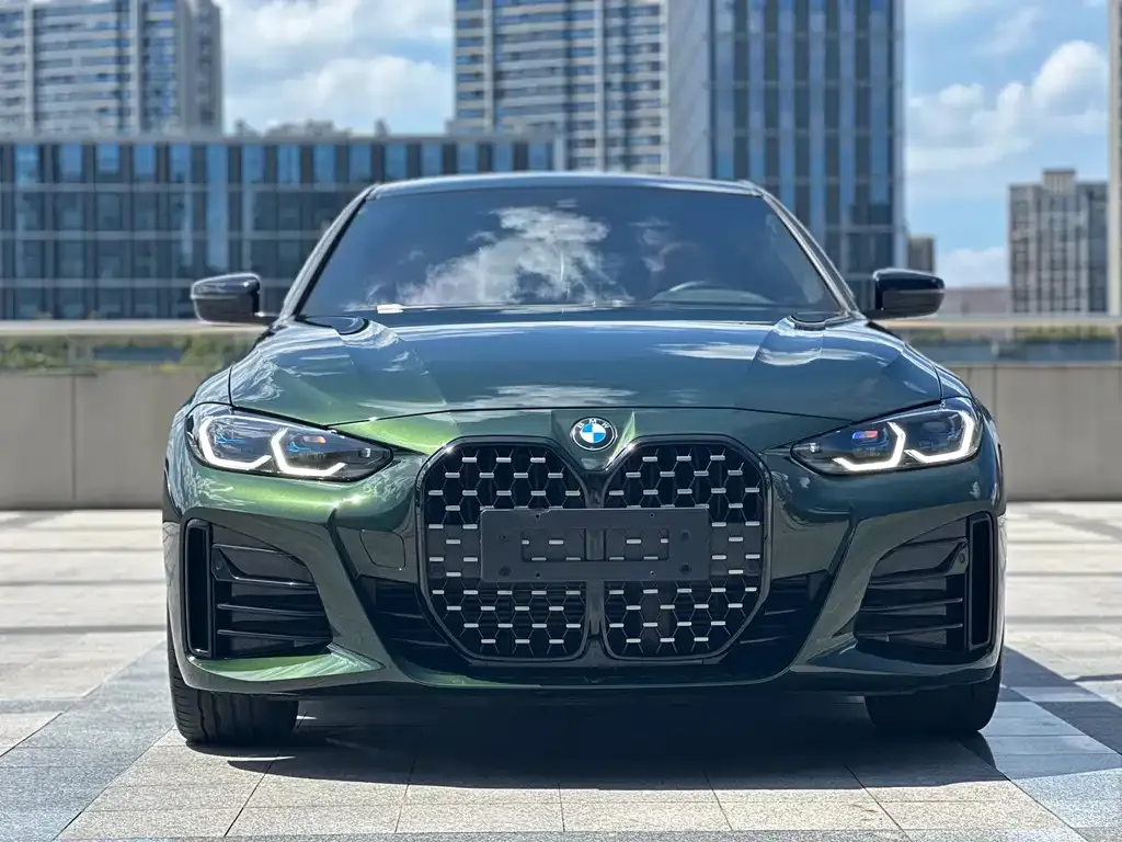 BMW 4 Series 2023 из CN, фото 2