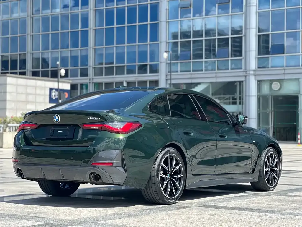 BMW 4 Series 2023 из CN, фото 7