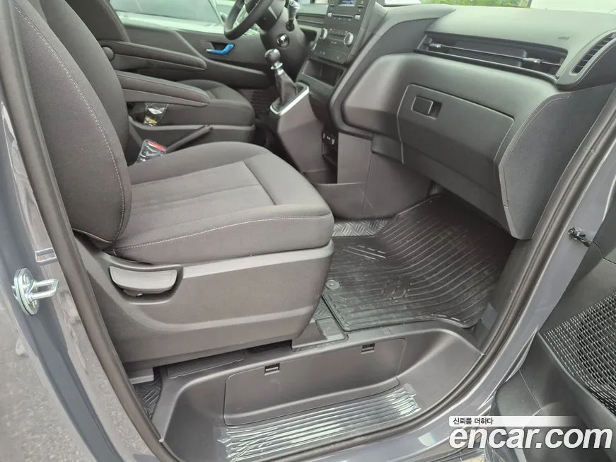 Hyundai Staria 2025 из KR, фото 7