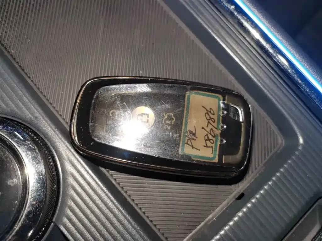 Ford Mondeo 2024 из CN, фото 9