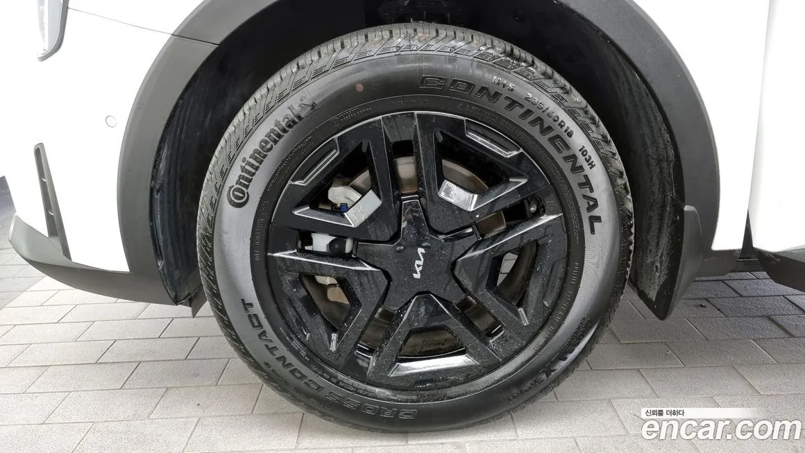 Kia Sorento — фото 5