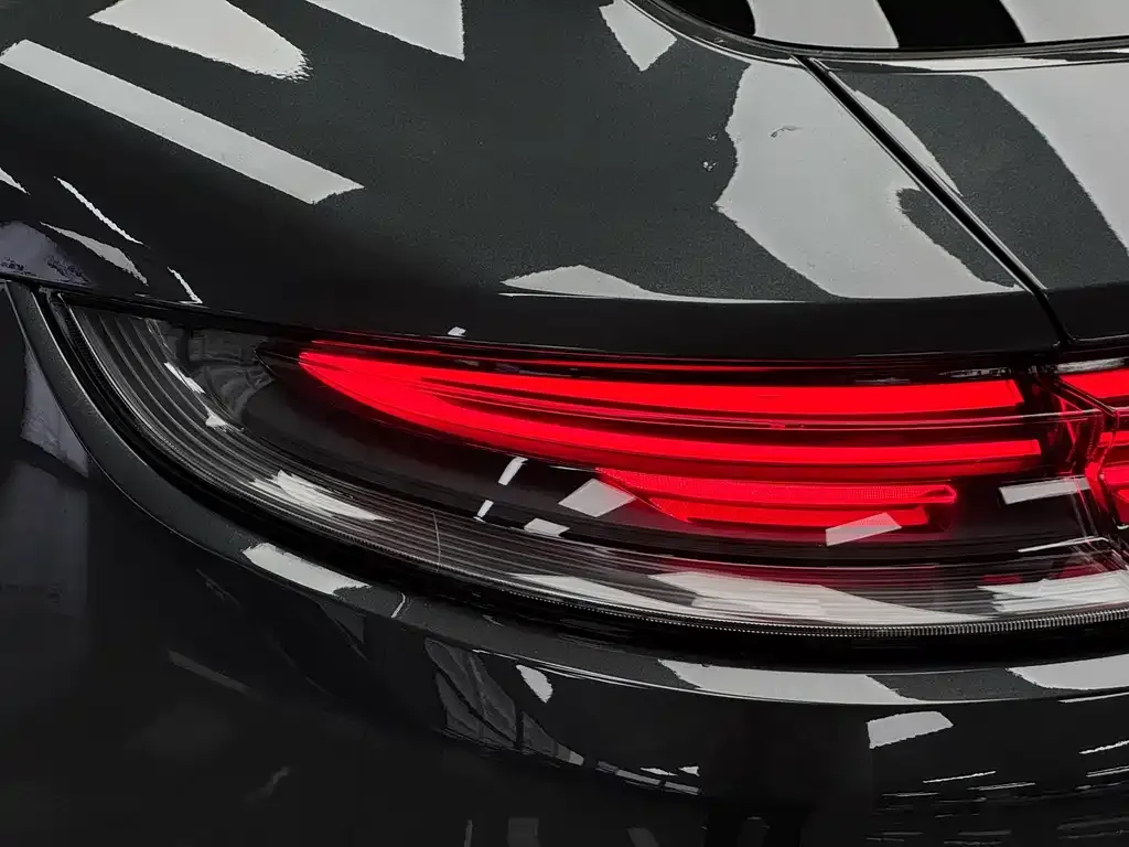 Porsche Panamera 2024 из CN, фото 10