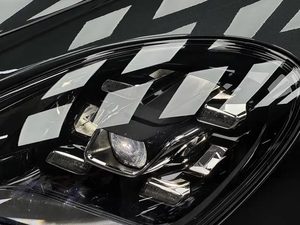 Porsche Panamera 2024 из CN, фото 8