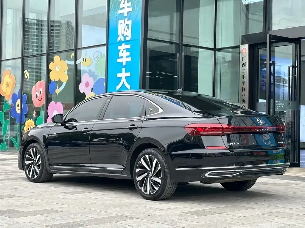 Volkswagen Passat — фото 3
