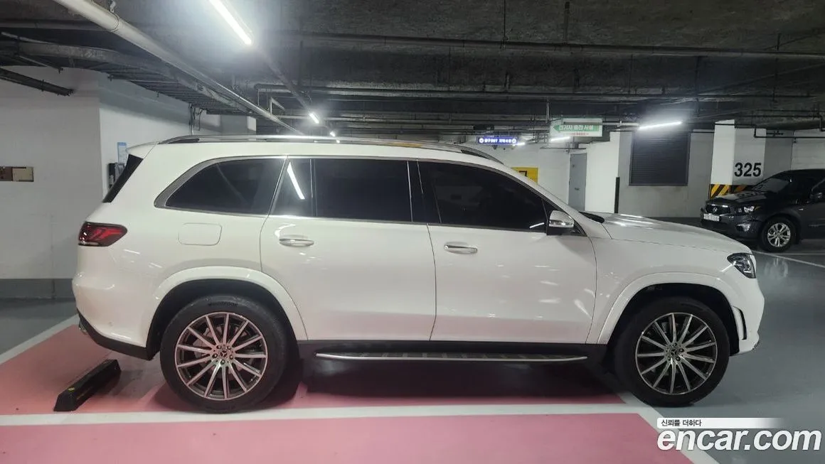 Mercedes-Benz GLS-Class — фото 4