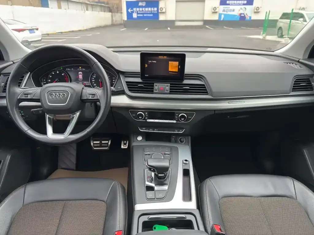 Audi Q5L 2021 из CN, фото 7