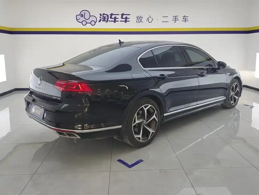 Volkswagen Magotan 2024 из CN, фото 3