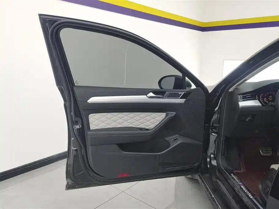 Volkswagen Magotan 2024 из CN, фото 7