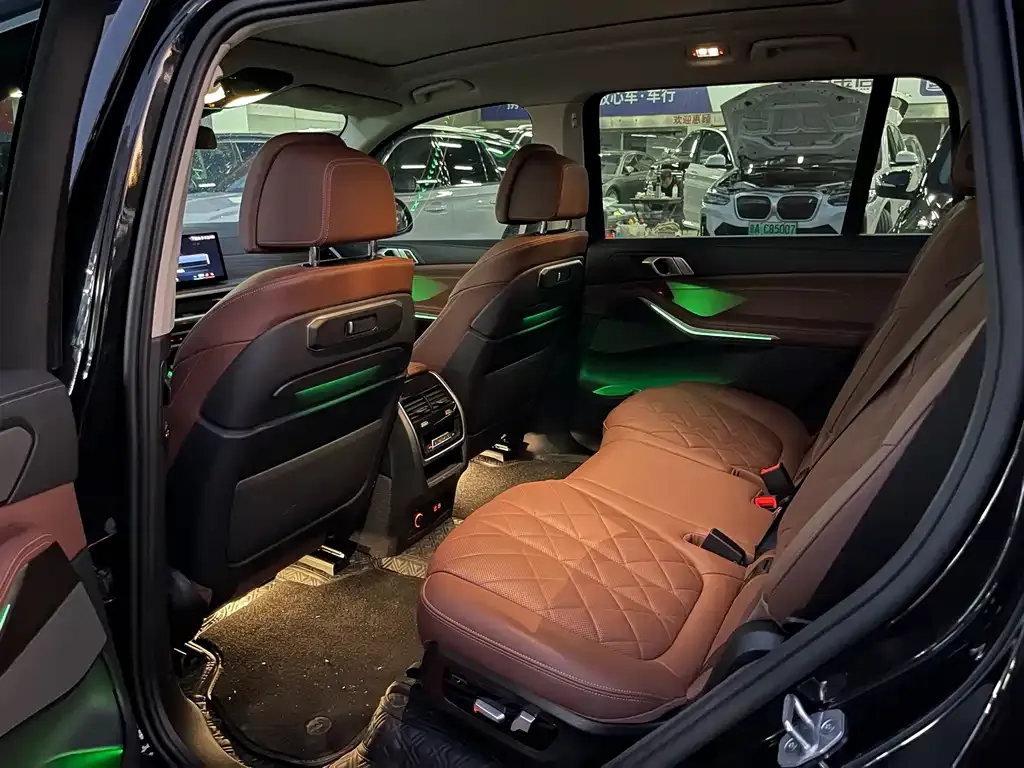 BMW X7 2024 из CN, фото 10