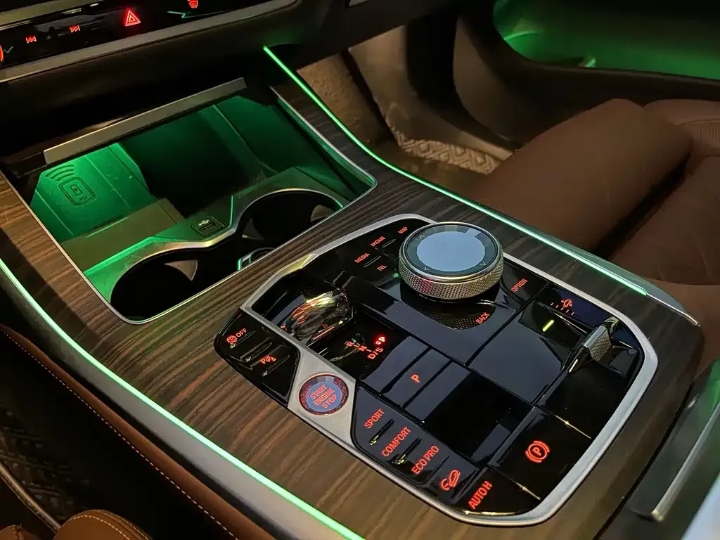 BMW X7 2024 из CN, фото 9
