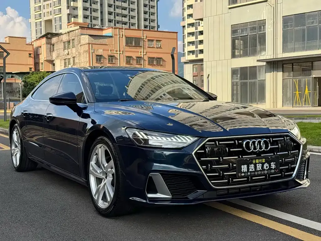 Audi A7L 2023 из CN, фото 3