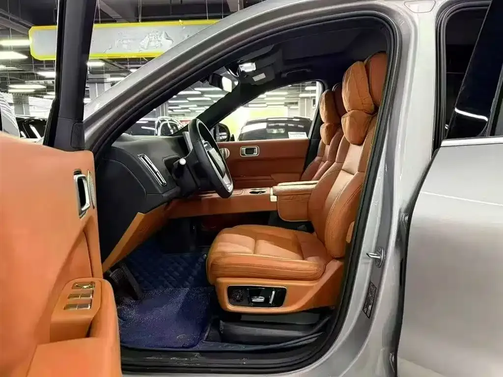 Li Auto L8 2023 из CN, фото 4