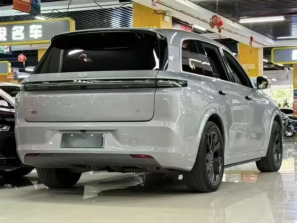 Li Auto L8 2023 из CN, фото 7