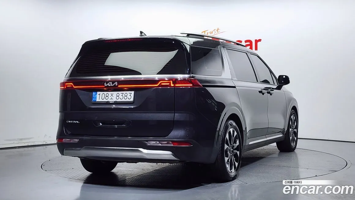 Kia Carnival — фото 2
