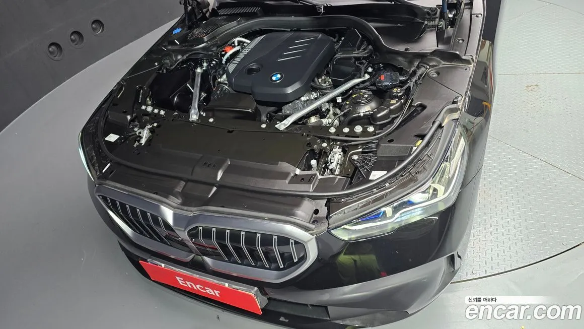 BMW 5-Series 2024 из KR, фото 6