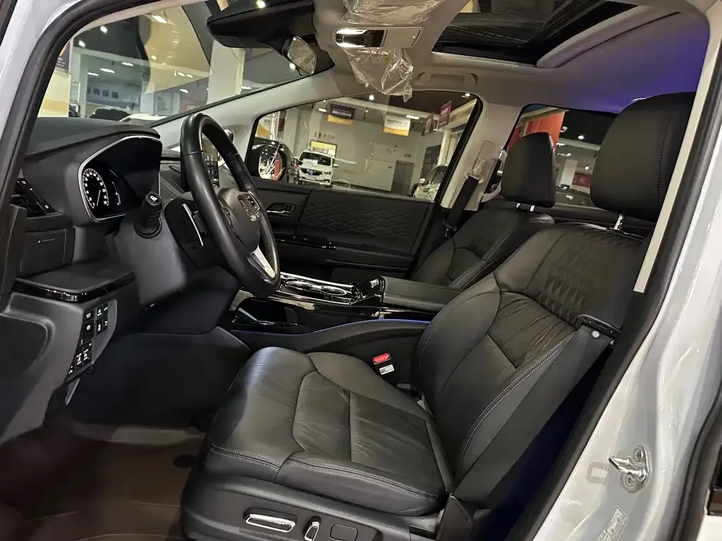 Honda Elysion 2024 из CN, фото 10