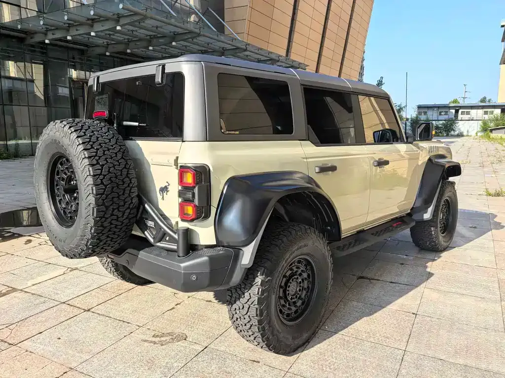 Ford Bronco 2024 из CN, фото 10