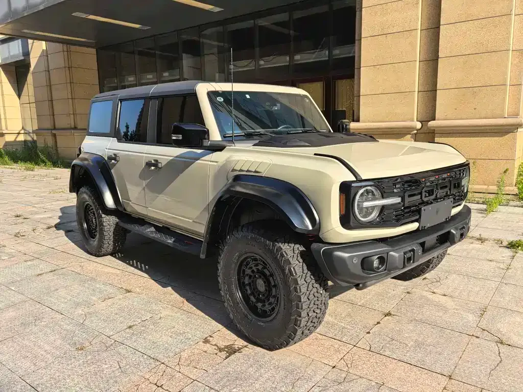 Ford Bronco 2024 из CN, фото 3