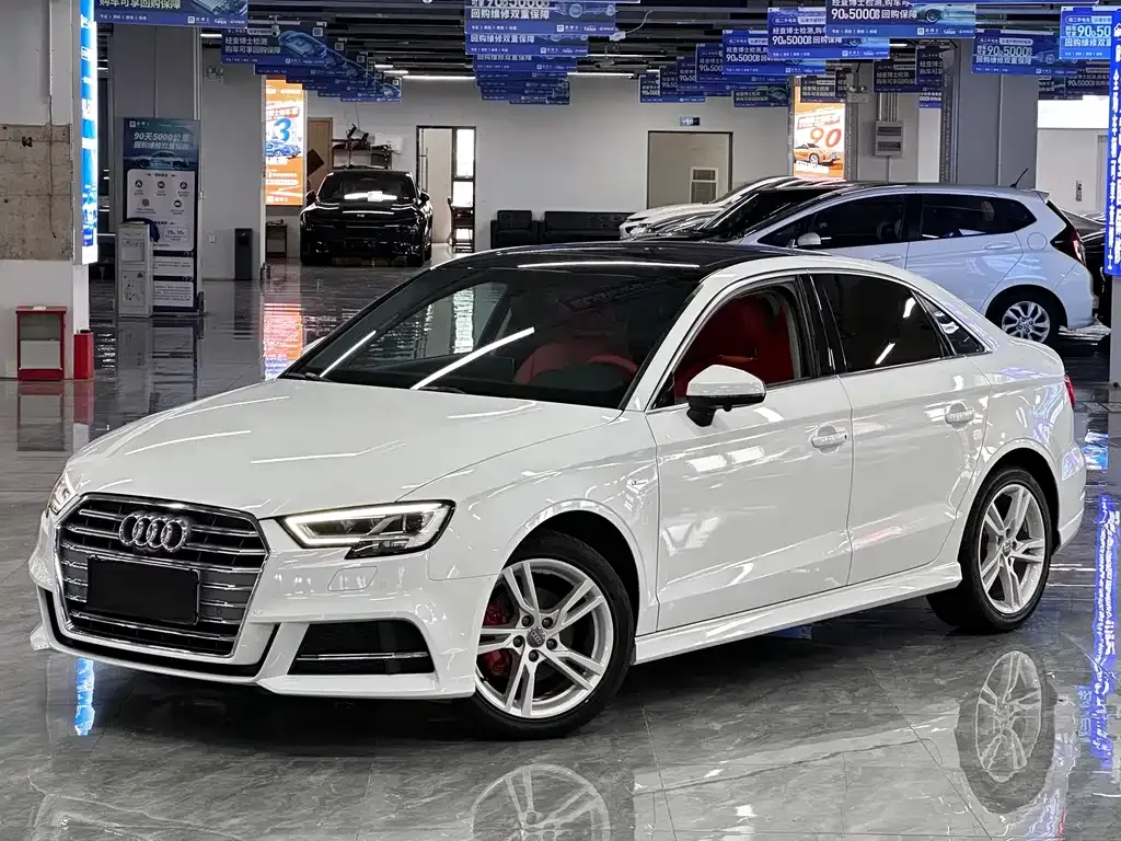 Audi A3 2021 из CN, фото 2