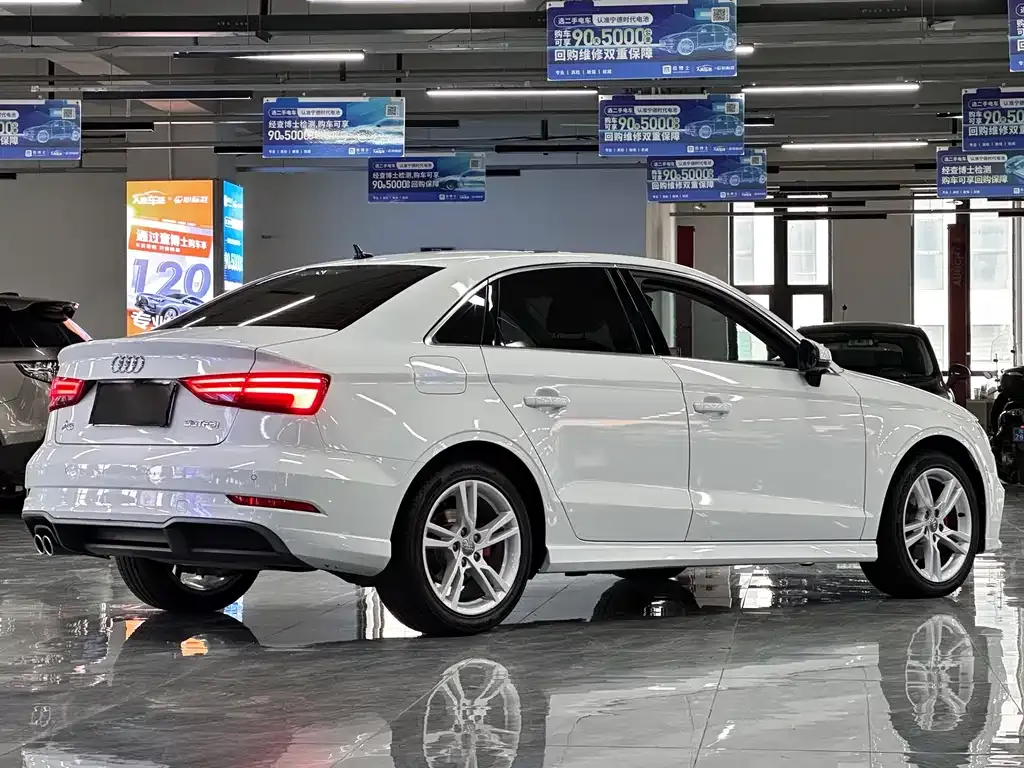 Audi A3 2021 из CN, фото 5
