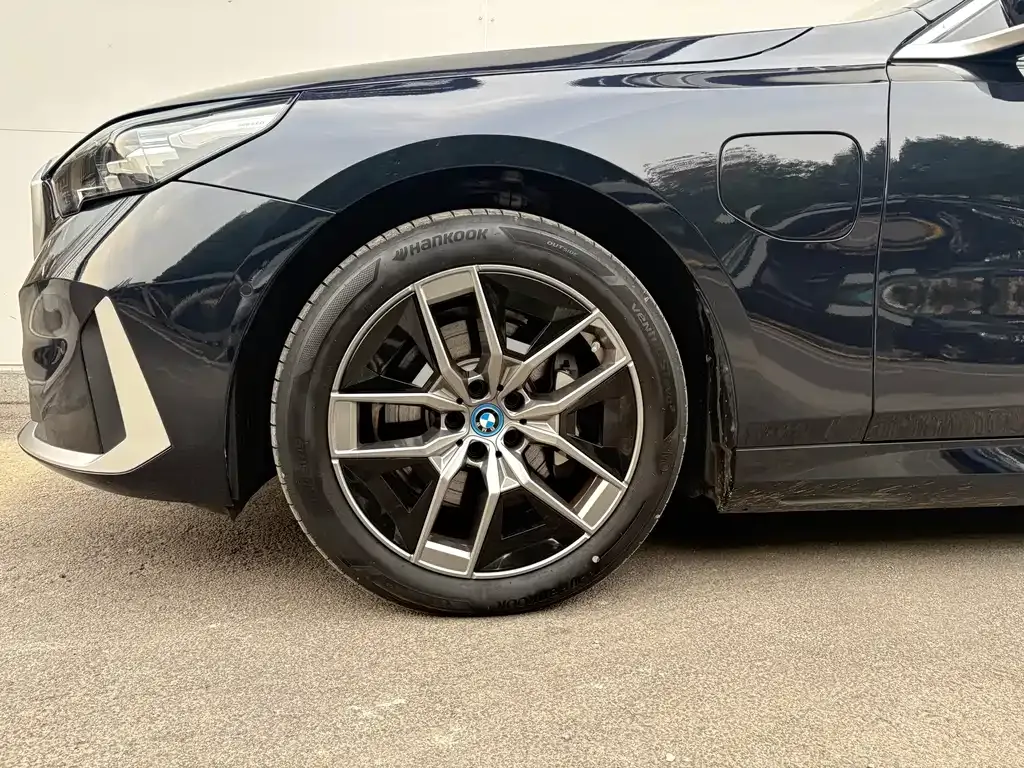 BMW i5 2024 из CN, фото 5