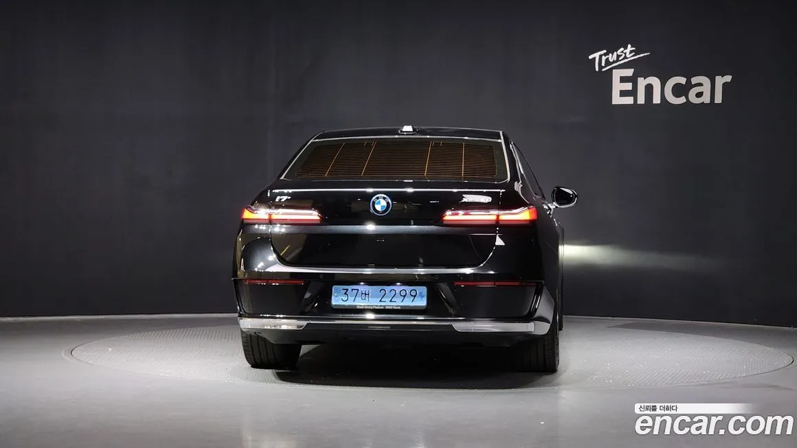 BMW i7 2023 из KR, фото 4