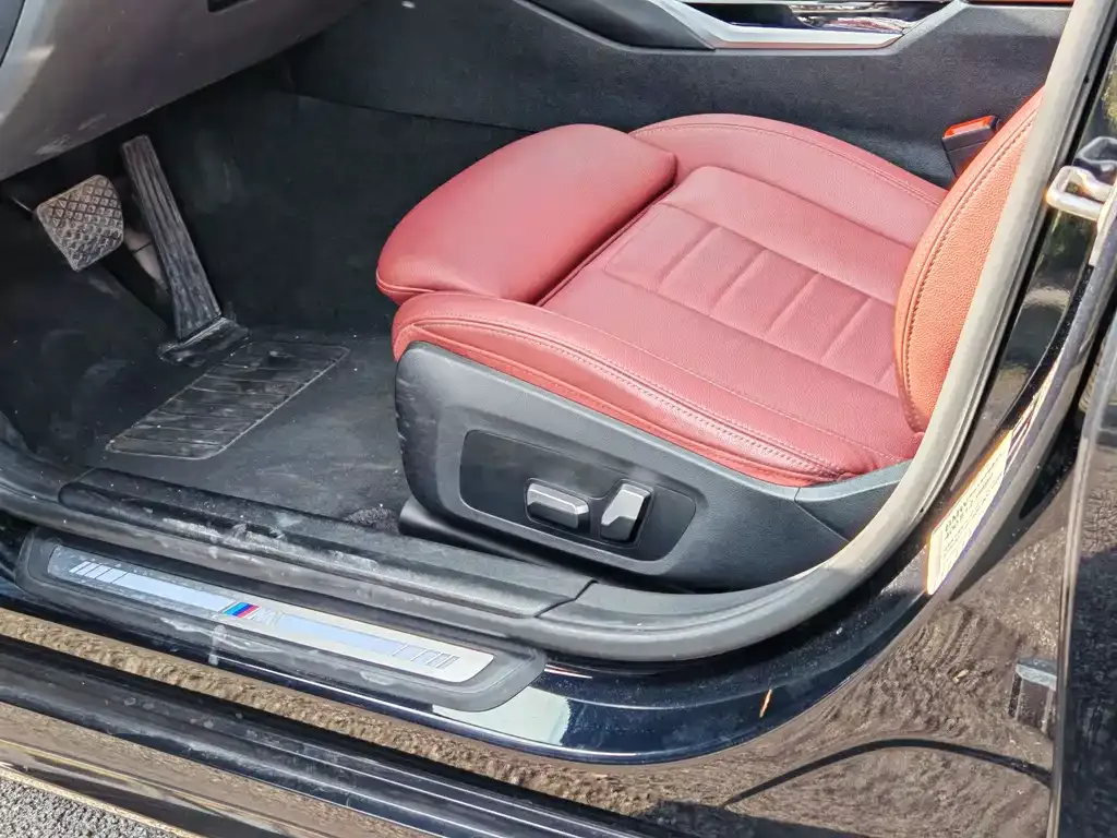 BMW 3 Series 2021 из CN, фото 5