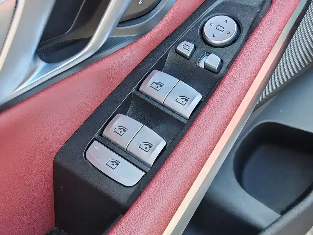 BMW 3 Series 2021 из CN, фото 7