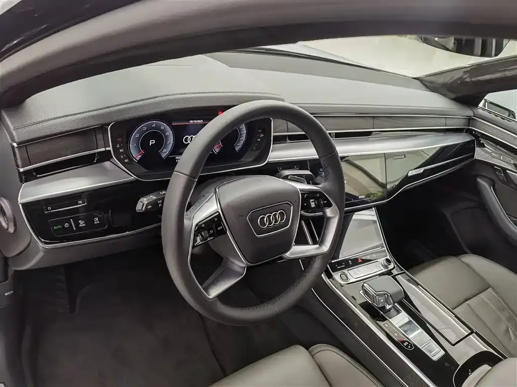 Audi A8 2025 из CN, фото 10
