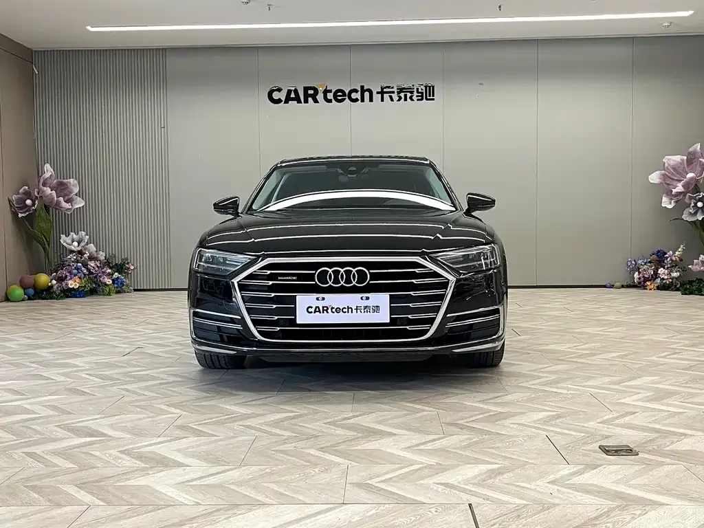 Audi A8 2022 из CN, фото 3