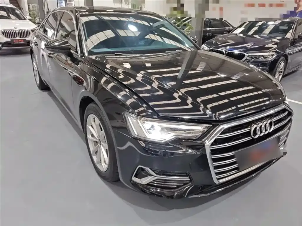 Audi A6L 2023 из CN, фото 4