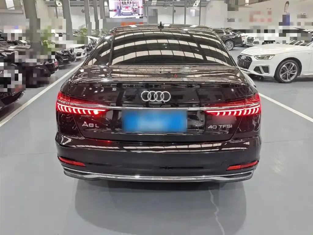 Audi A6L 2023 из CN, фото 6