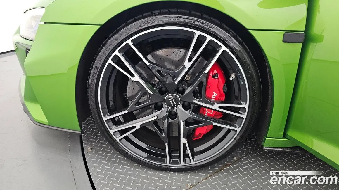 Audi R8 2021 из KR, фото 5