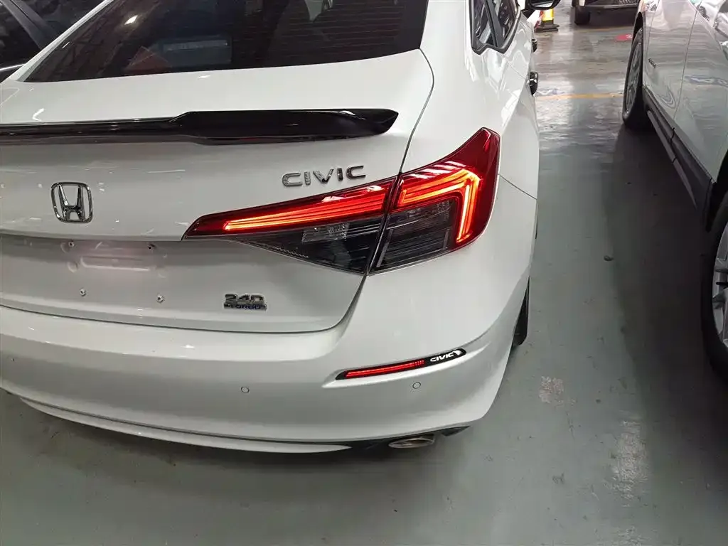 Honda Civic 2022 из CN, фото 10