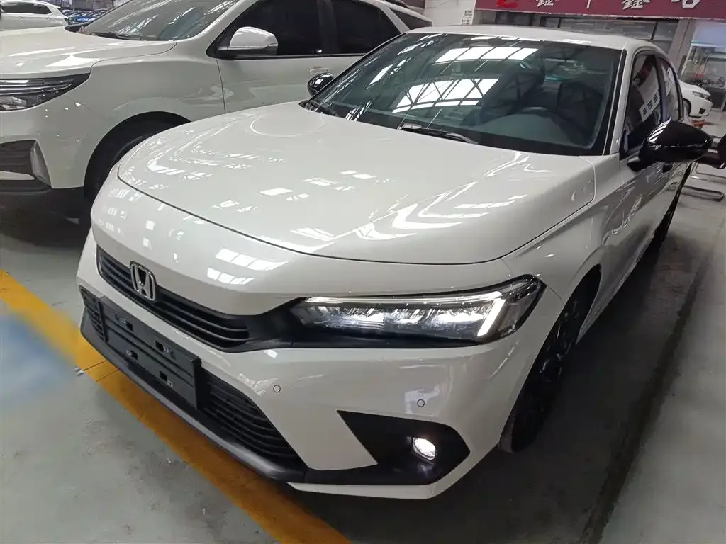 Honda Civic 2022 из CN, фото 2
