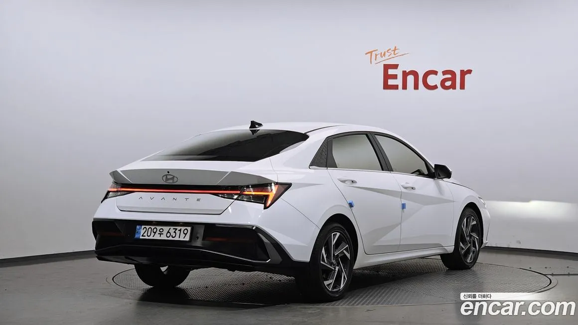 Hyundai AVANTE 2024 из KR, фото 2