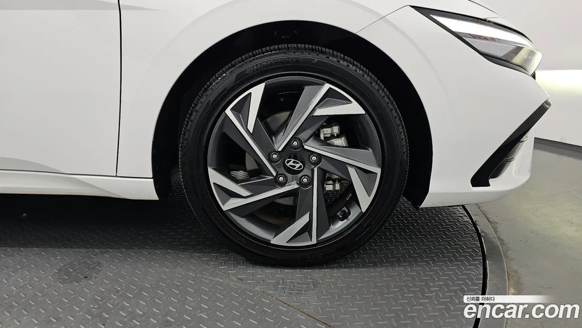 Hyundai AVANTE 2024 из KR, фото 5