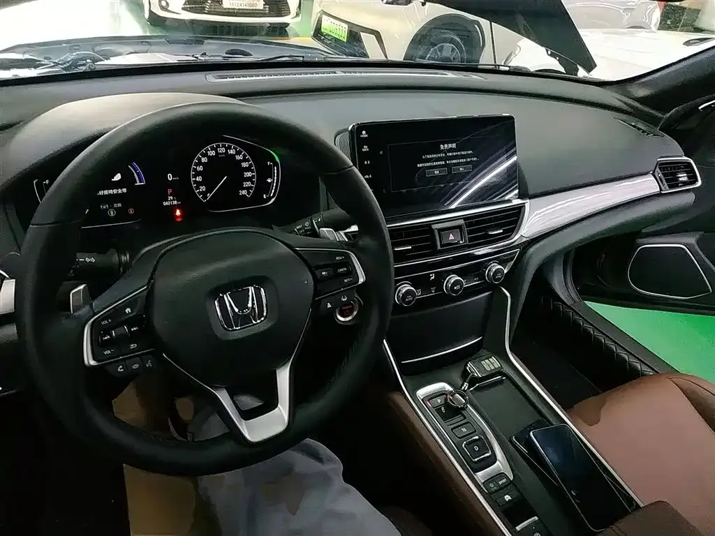 Honda Inspire — фото 10