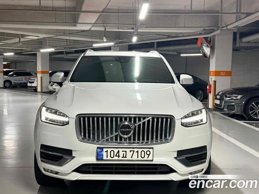 Volvo XC90 — фото 2